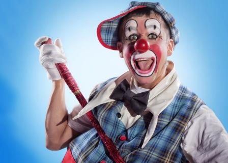 Lloyd Reed as Clumbsy the Clown