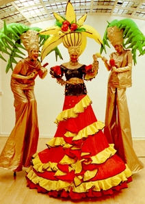 Legendary Lynn and Carmen Miranda Wiltshire