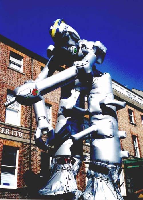 Giant Robots by Neighbourhood Watch Stilts Internationals of Tyne & Wear