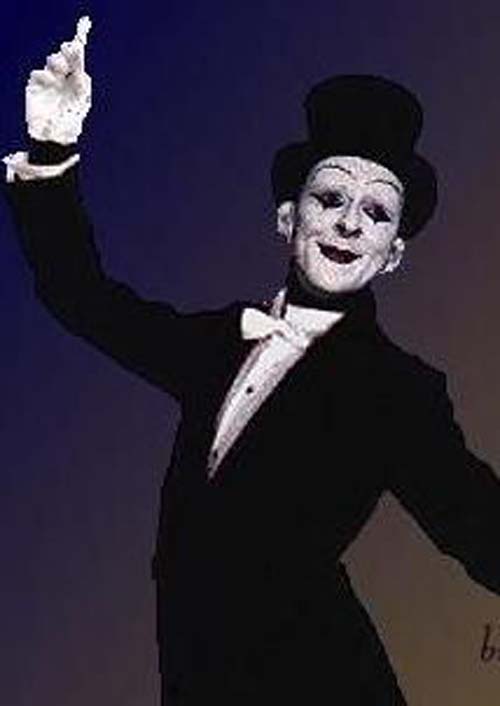 Michael Blackledge as Mimbo the Mime Act East Sussex