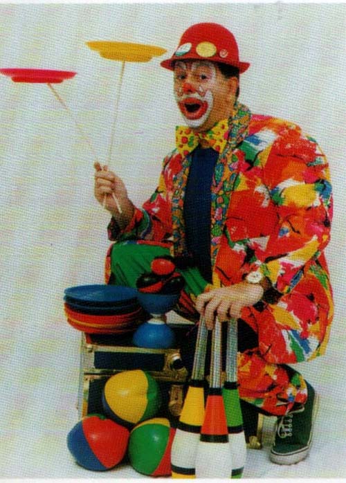 Ron Popple as Ronnie Crackers Plate spinner circus skilled performer from West Midlands