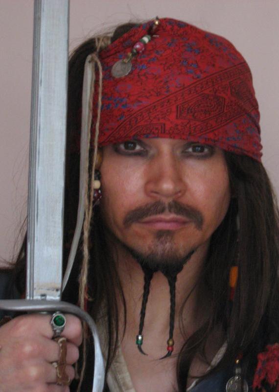 Captain Jack Sparrow lookalike Spencer Smith 