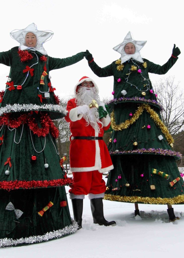 Christmas Tree Stilt Walkers by Upshot Circus from South Yorkshire