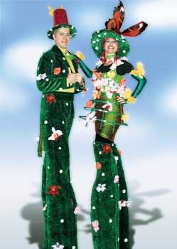 floral couple on stilts